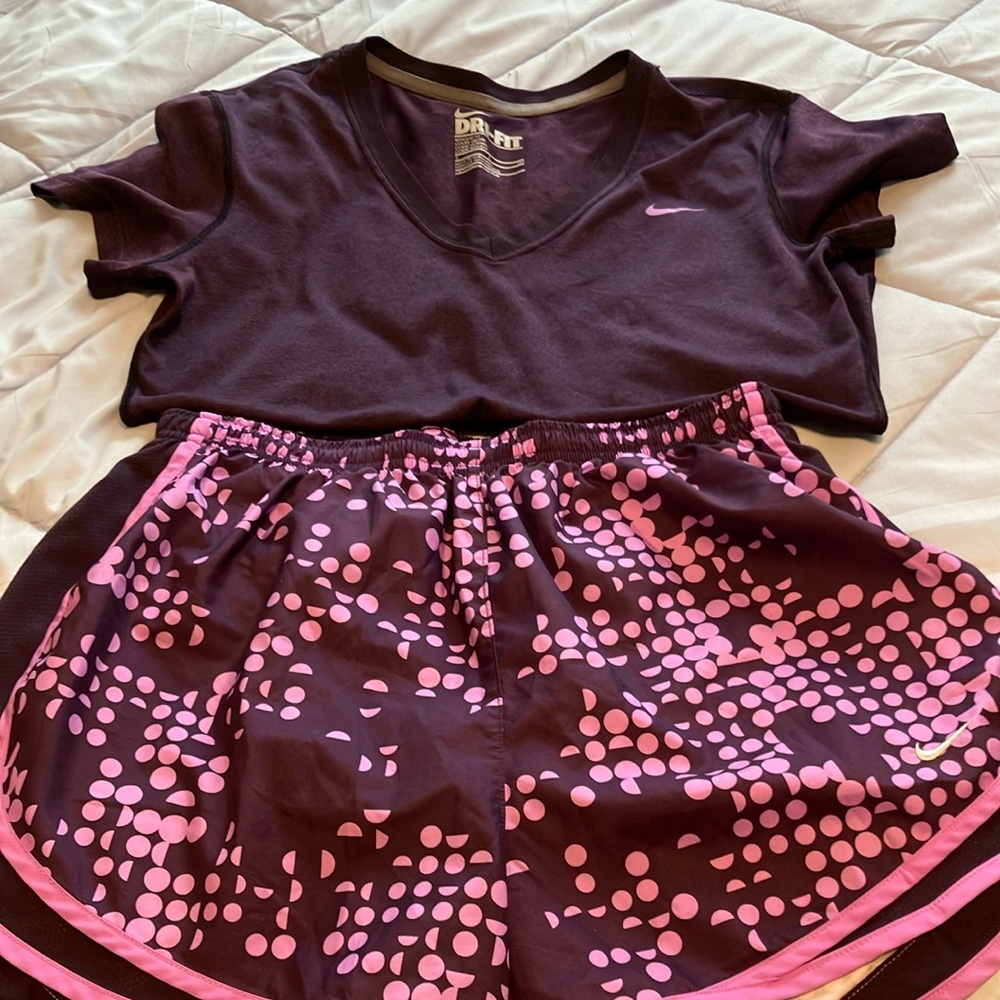 Nike Dri-FIT Purple Athletic Set